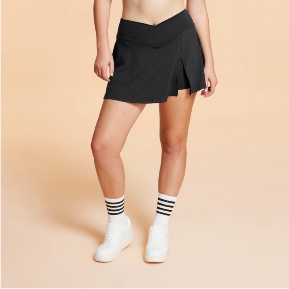Blogilates Women's Criss Cross Slit High-Rise Skort - Black Large NWT
